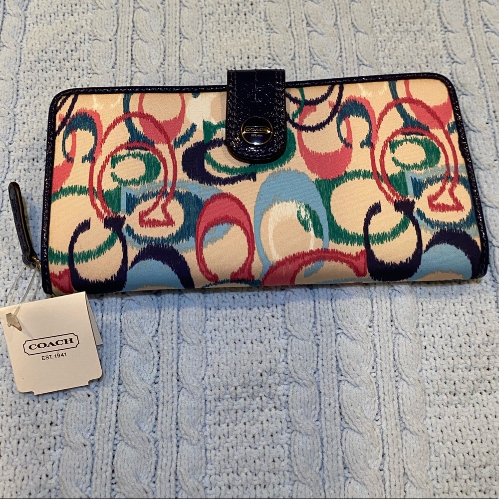 NWT Coach “Ikat” accordion zippered wallet